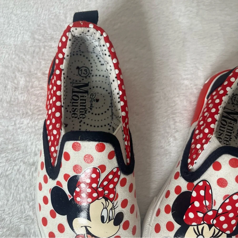 Disney Minnie Mouse‎ Red White Black Canvas Slip On Sneakers Sz 13